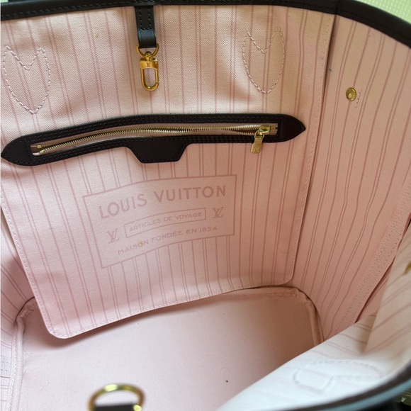 Authentic Louis Vuitton Neverfull mm - Picture 10 of 10